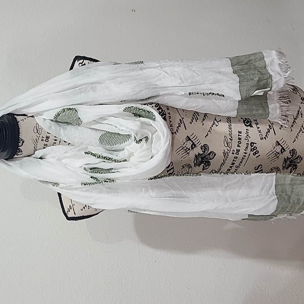 NWT Cecchi e Cecchi made in Italy 36%model, 29%cotton, 29%viscose, 6%sil…